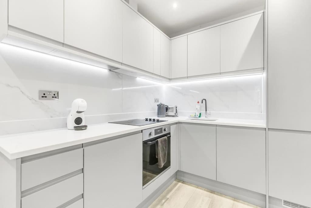 Wow Abbey Road Apartment - Sleeps Up To 8 Londýn Exteriér fotografie